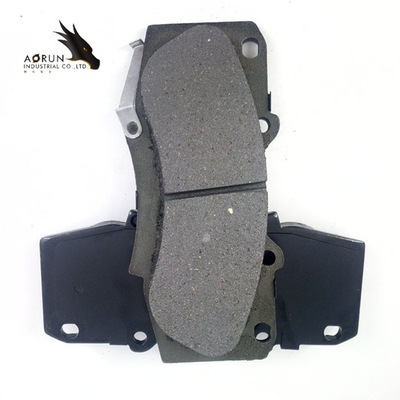 04465-0K330 Semi-Metallic And Ceramic Brake Pads For Toyota Japanese Car